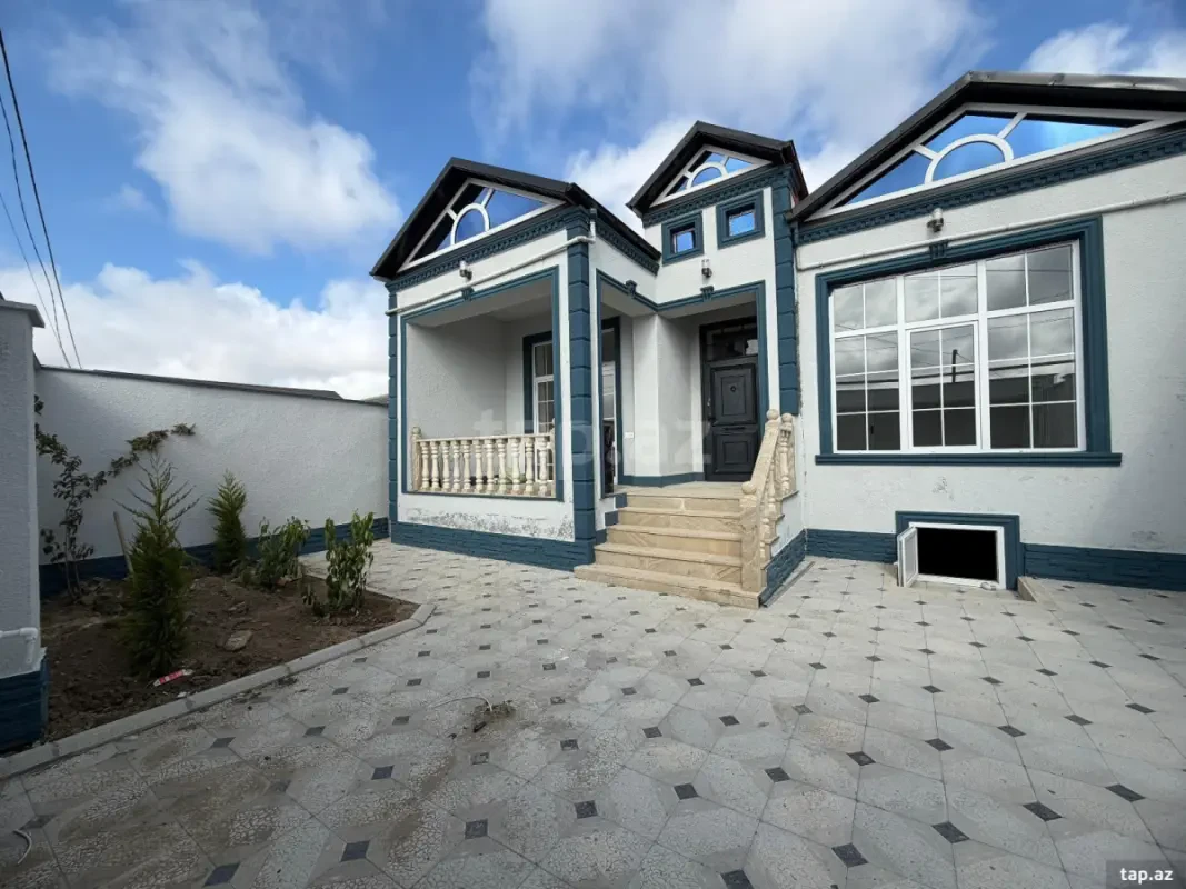 Satılır 4 otaqlı həyət evi 120 m²