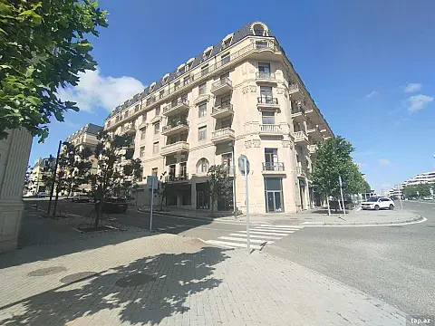 Kirayə verilir 3 otaqlı yeni tikili 120 m² — Bakı 3 otaq 120.00 m²