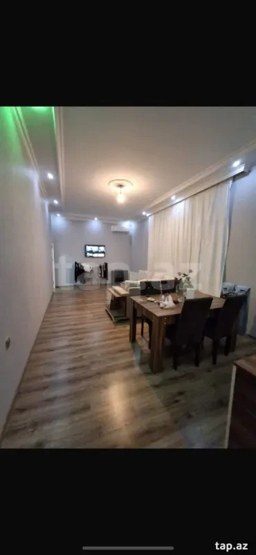 Satılır 4 otaqlı həyət evi 160 m²