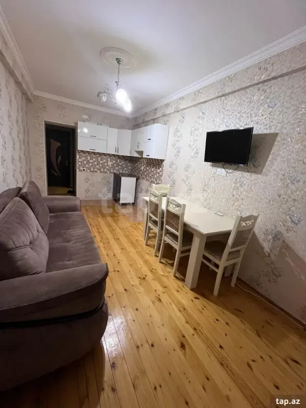 Kirayə verilir 2 otaqlı yeni tikili 52 m²