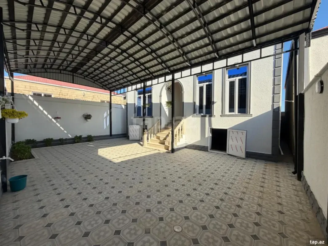 Satılır 4 otaqlı həyət evi 130 m²