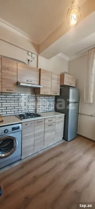 Kirayə verilir 2 otaqlı yeni tikili 65 m²