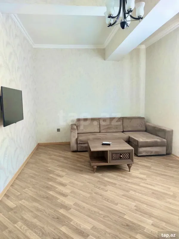 Kirayə verilir 2 otaqlı yeni tikili 62 m²