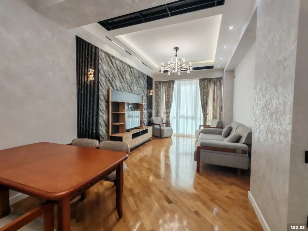 Satılır 2 otaqlı yeni tikili 75 m²