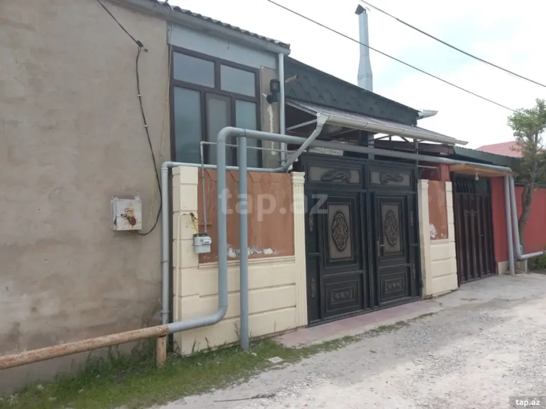 Satılır 4 otaqlı həyət evi 90 m²