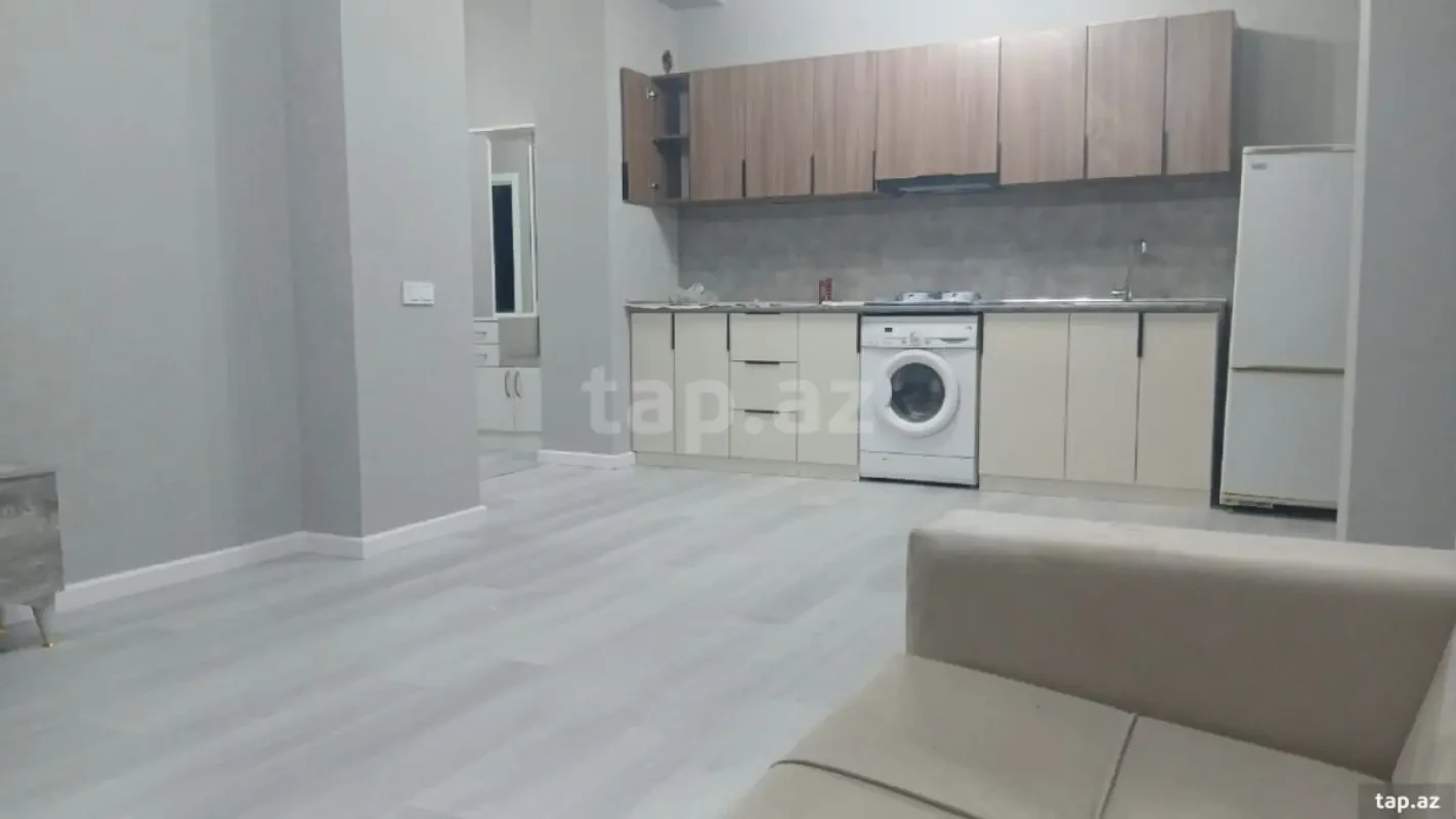 Kirayə verilir 3 otaqlı yeni tikili 75 m²
