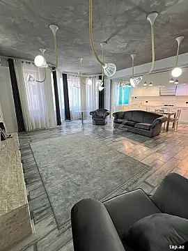 Kirayə verilir 3 otaqlı yeni tikili 148 m² — Bakı 3 otaq 148.00 m²