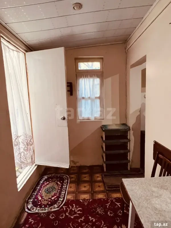 Kirayə verilir 1 otaqlı həyət evi 16 m²