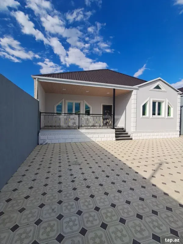 Satılır 4 otaqlı həyət evi 120 m²