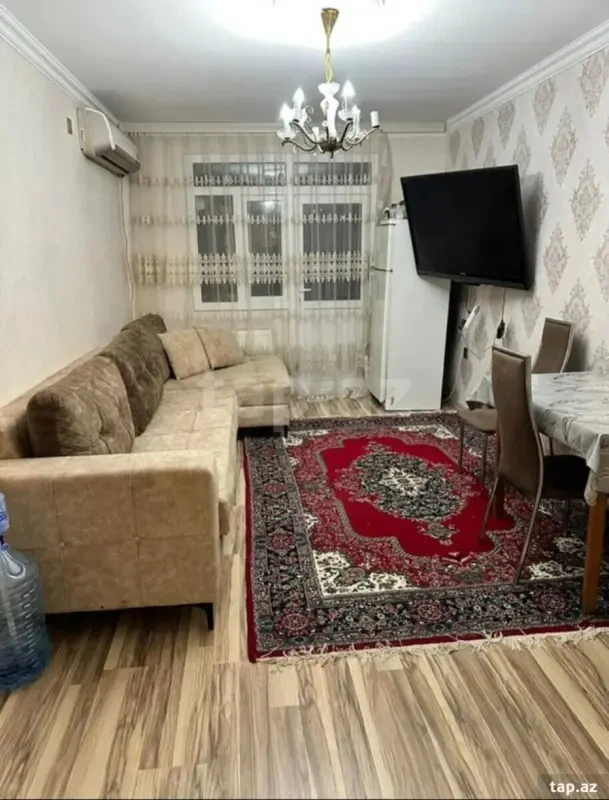Kirayə verilir 2 otaqlı mənzil 44 m²
