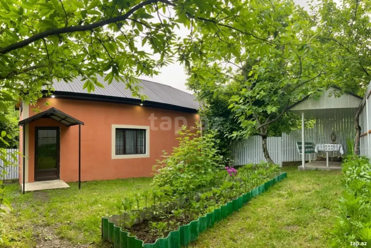 Kirayə verilir 4 otaqlı həyət evi 90 m²