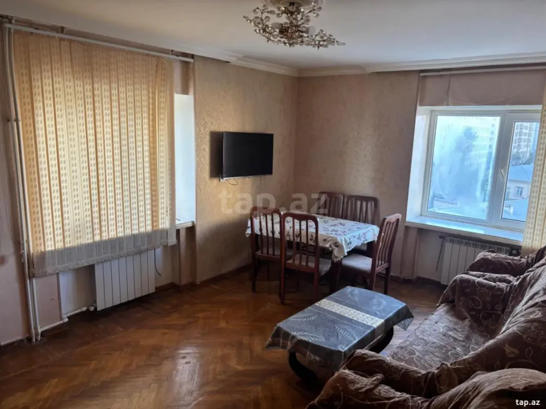 Kirayə verilir 2 otaqlı mənzil 55 m²