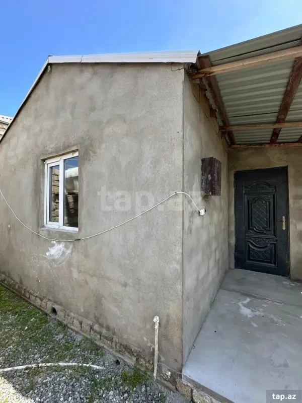 Satılır 2 otaqlı həyət evi 48 m²