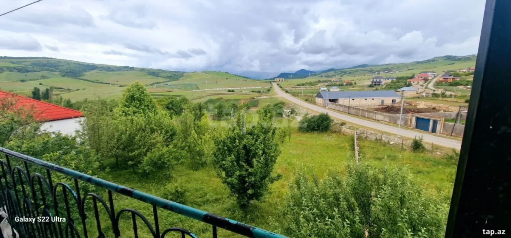 Satılır 3 otaqlı həyət evi 200 m²