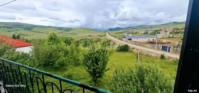 Satılır 3 otaqlı həyət evi 200 m² — Şamaxı 3 otaq 200.00 m²