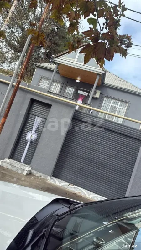 Satılır 5 otaqlı həyət evi 140 m²