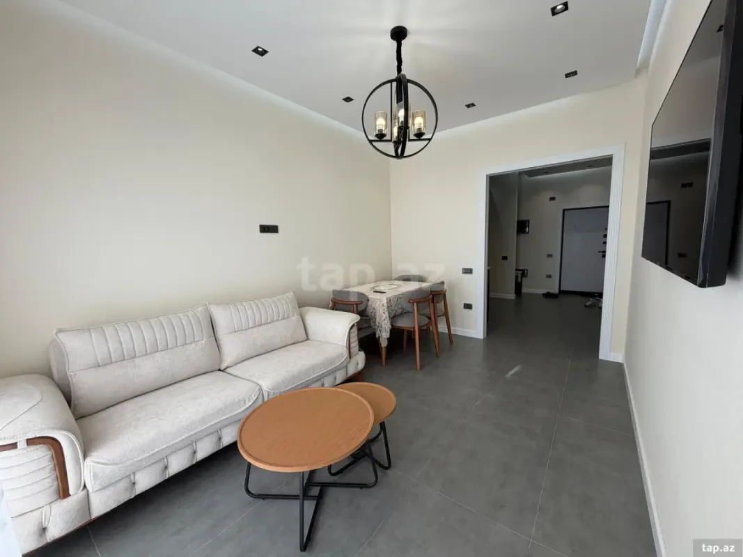 Kirayə verilir 2 otaqlı yeni tikili 60 m²