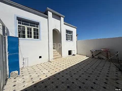 Satılır 3 otaqlı həyət evi 100 m² — Bakı, Qobustan qəs. 3 otaq 100.00 m²