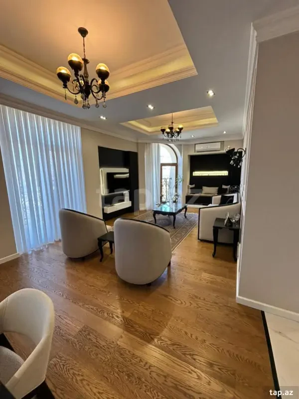 Satılır 3 otaqlı yeni tikili 125 m²