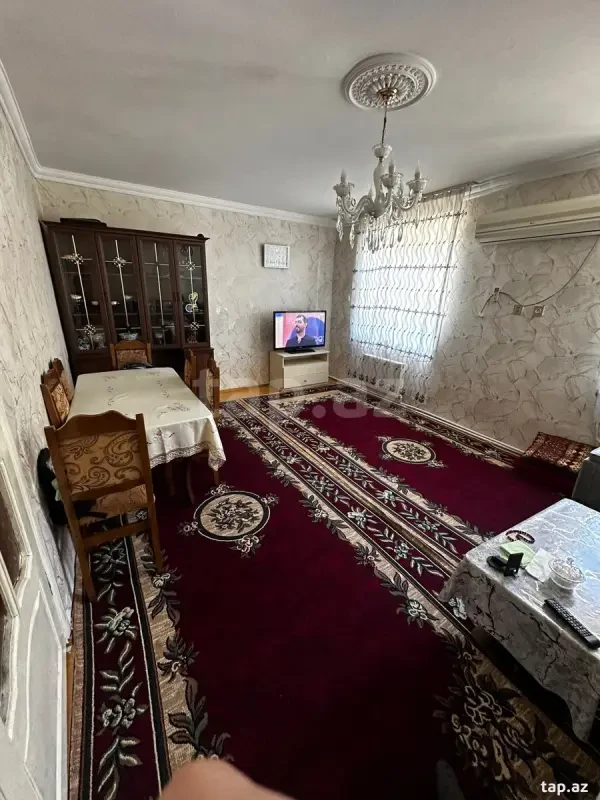 Satılır 4 otaqlı mənzil 82 m²