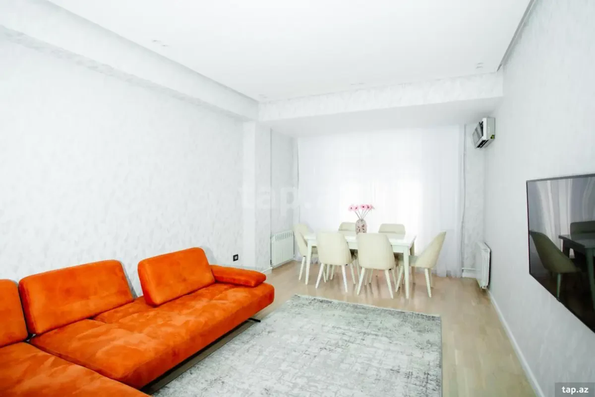 Kirayə verilir 3 otaqlı yeni tikili 110 m²