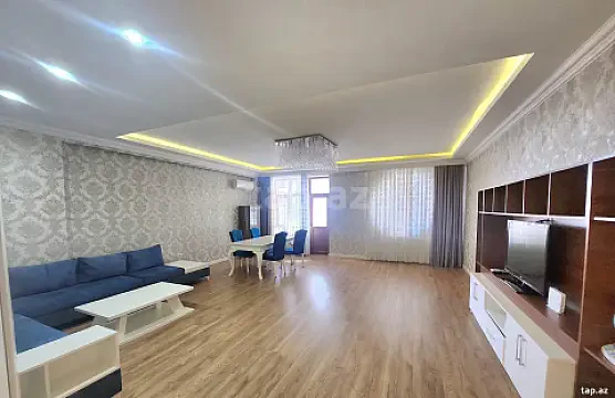 Kirayə verilir 3 otaqlı yeni tikili 200 m² — Bakı 3 otaq 200.00 m²