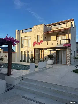Satılır 7 otaqlı həyət evi 360 m² — Bakı, Novxanı 7 otaq 360.00 m²