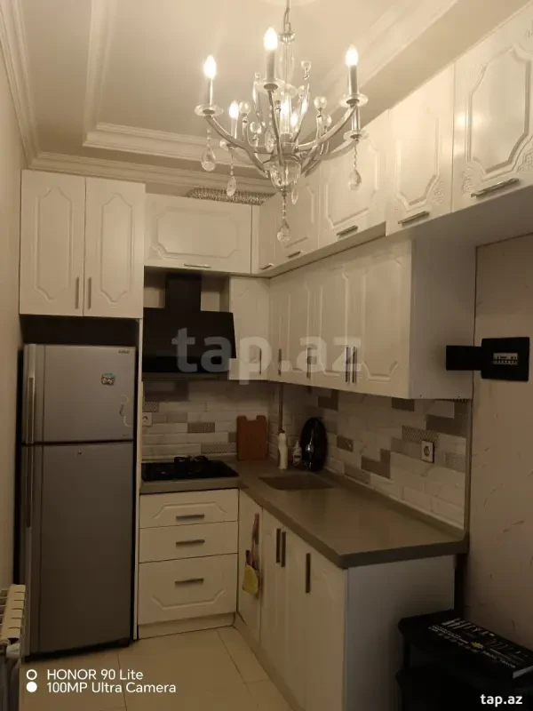 Kirayə verilir 2 otaqlı yeni tikili 54 m²