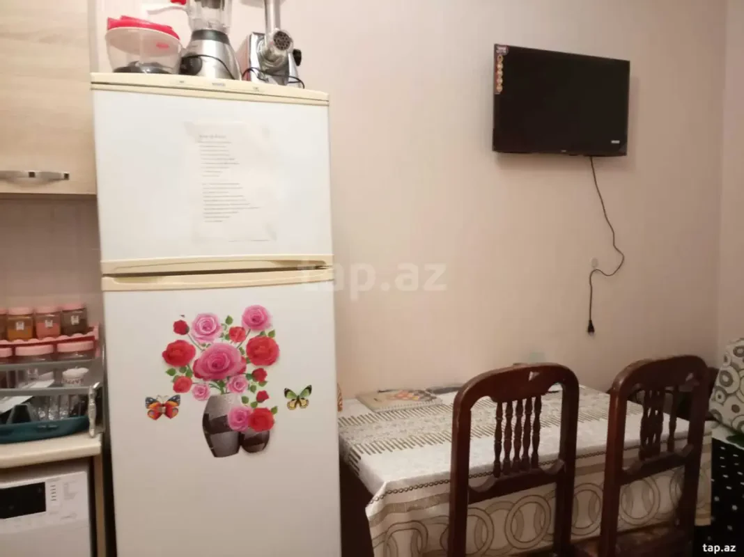 Kirayə verilir 2 otaqlı yeni tikili 41 m²