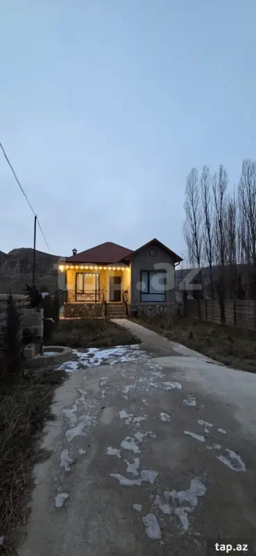 Kirayə verilir 2 otaqlı həyət evi 94 m²