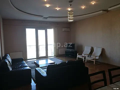 Kirayə verilir 3 otaqlı yeni tikili 155 m² — Bakı 3 otaq 155.00 m²