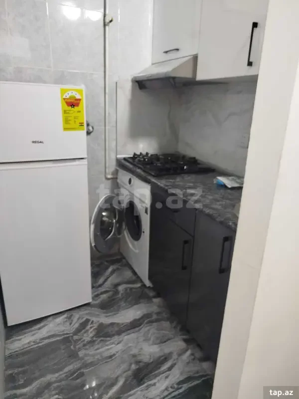 Kirayə verilir 2 otaqlı mənzil 40 m²
