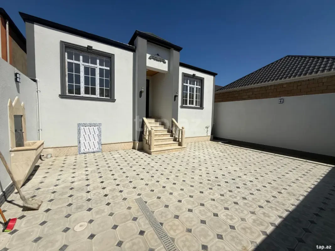 Satılır 4 otaqlı həyət evi 90 m²