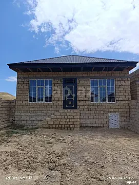 Satılır 3 otaqlı həyət evi 100 m² — Bakı, Qobustan qəs. 3 otaq 100.00 m²
