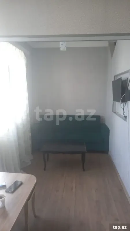 Kirayə verilir 2 otaqlı mənzil 50 m²