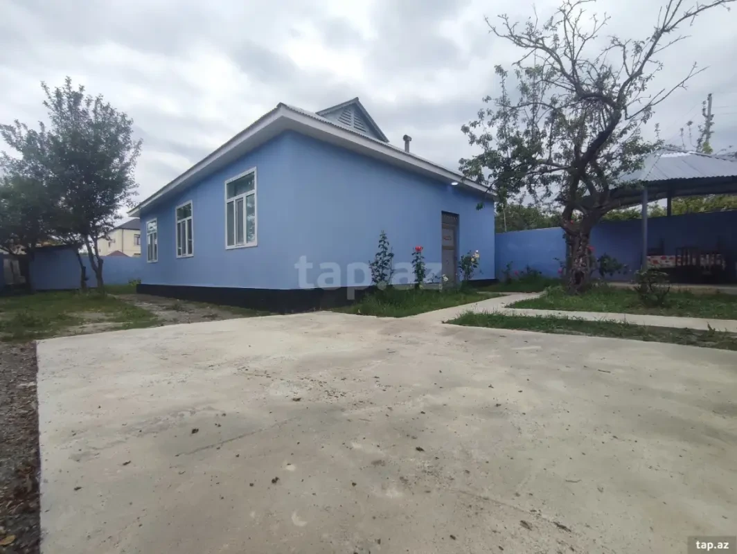 Kirayə verilir 4 otaqlı həyət evi 100 m²