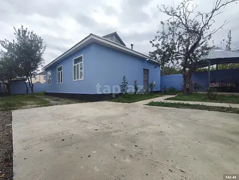 Kirayə verilir 4 otaqlı həyət evi 100 m² — Qəbələ 4 otaq 100.00 m²