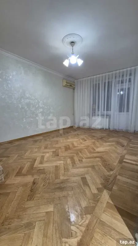 Satılır 1 otaqlı mənzil 30 m²