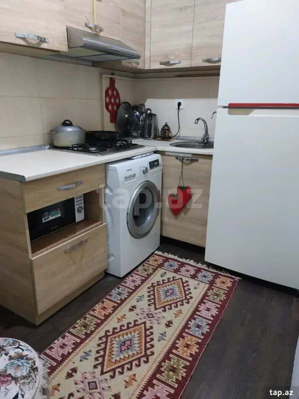 Kirayə verilir 1 otaqlı yeni tikili 45 m²