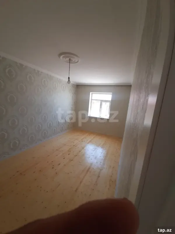 Satılır 5 otaqlı həyət evi 150 m²