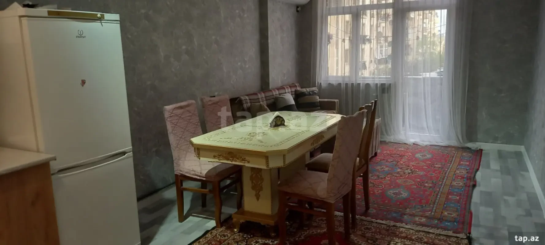 Kirayə verilir 3 otaqlı yeni tikili 65 m²