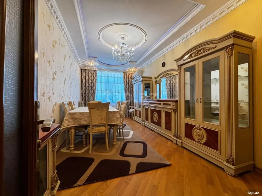 Kirayə verilir 3 otaqlı yeni tikili 120 m²