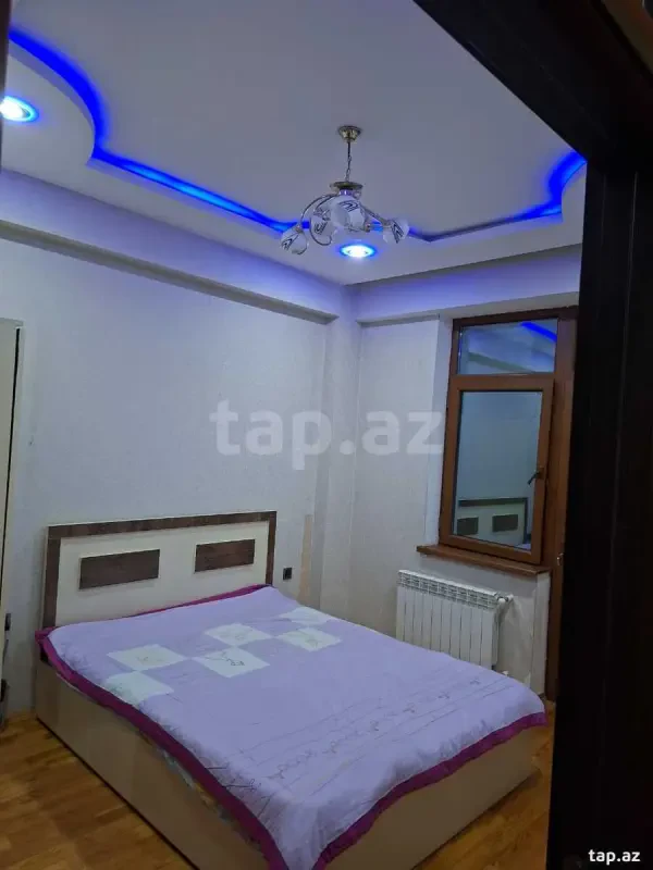Kirayə verilir 3 otaqlı yeni tikili 80 m²
