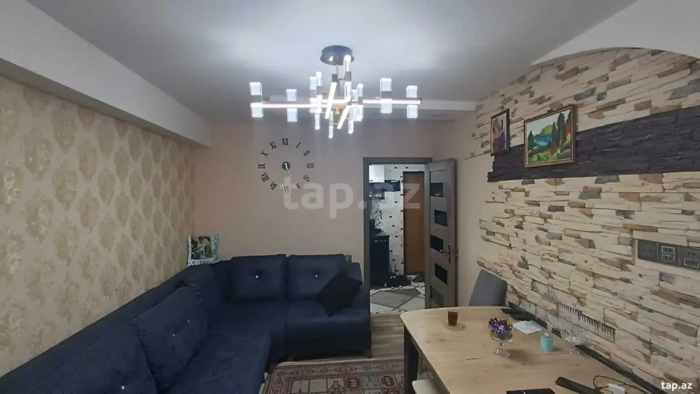 Satılır 2 otaqlı mənzil 45 m²