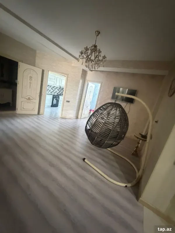 Kirayə verilir 4 otaqlı yeni tikili 140 m²