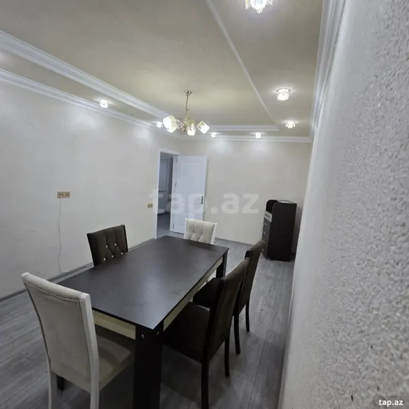 Kirayə verilir 2 otaqlı mənzil 65 m²