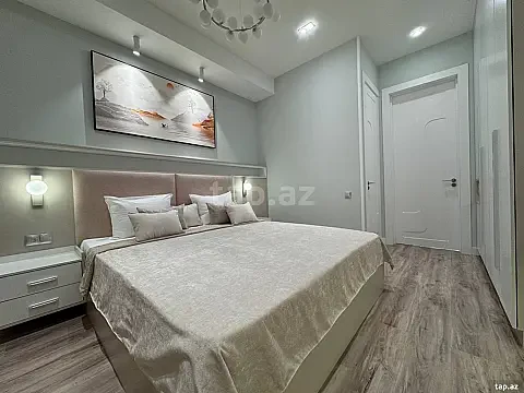 Kirayə verilir 4 otaqlı yeni tikili 250 m² — Bakı 4 otaq 250.00 m²