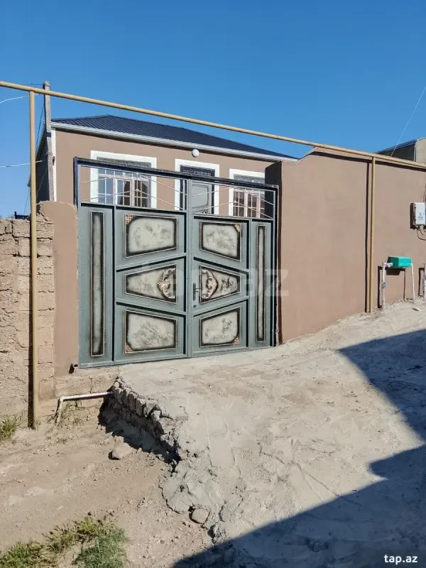 Satılır 3 otaqlı həyət evi 110 m²