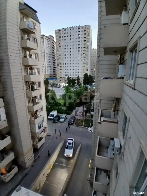 Kirayə verilir 3 otaqlı yeni tikili 90 m²