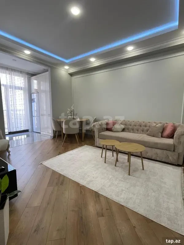 Kirayə verilir 2 otaqlı yeni tikili 65 m²